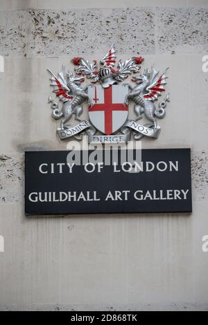 London, Großbritannien - 30. Oktober 2017:- die Guildhall Art Gallery befindet sich neben der City of London guildhall Stockfoto