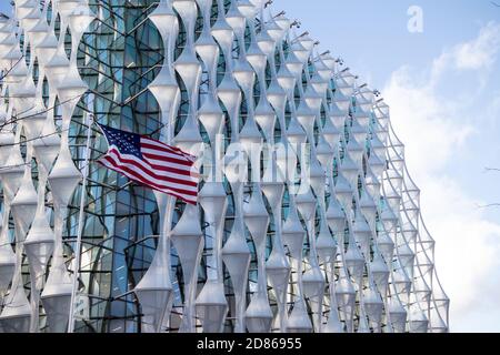 London, 18. Januar 2018:- die Botschaft der Vereinigten Staaten von Amerika, befindet sich in 33 Nine Elms Lane, nach Umzug von 24 Grosvenor Square. Stockfoto