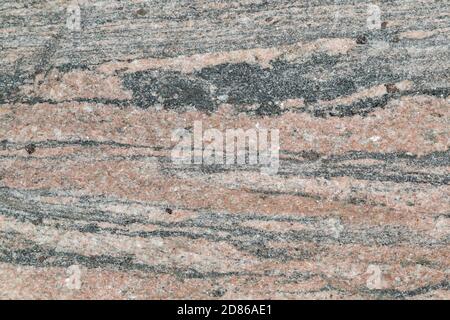 Herz in Baumstamm geschnitzt - gebrochenes Herz Stockfoto