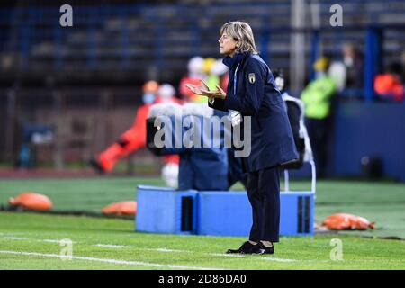 Carlo Castellani Stadium, empoli, Italien, 27 Oct 2020, Milena Bertolini (Cheftrainer Italien) während der EM 2022 Qualifikation - Italien Frauen gegen Dänemark, Italienische Fußballmannschaft - Credit: LM/Lisa Guglielmi/Alamy Live News Stockfoto