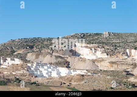 Steinbrüche aus weißem Marmor in der Nähe von Palermo in Sicilia, Italien Stockfoto