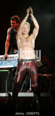 Billy Idol in concert at Sunfest, Palm Beach, FL, 4/30/05 [[cad]] Stockfoto