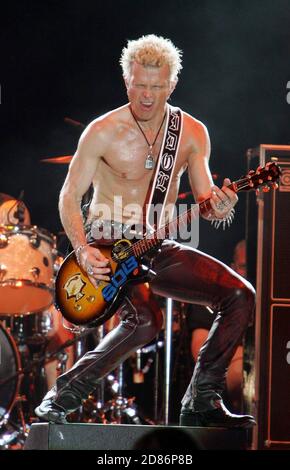 Billy Idol in concert at Sunfest, Palm Beach, FL, 4/30/05 [[cad]] Stockfoto