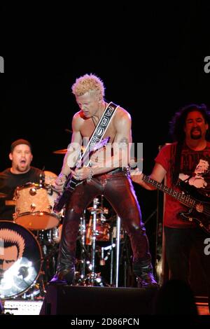 Billy Idol in concert at Sunfest, Palm Beach, FL, 4/30/05 [[cad]] Stockfoto