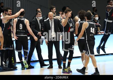 21/10/2020 - Aleksandar Djordjevic, Chefcoah von Virtus Segafredo Bologna jubelt am Ende des Eurocup-Spiels Virtus Segafredo Bologna gegen M C Stockfoto