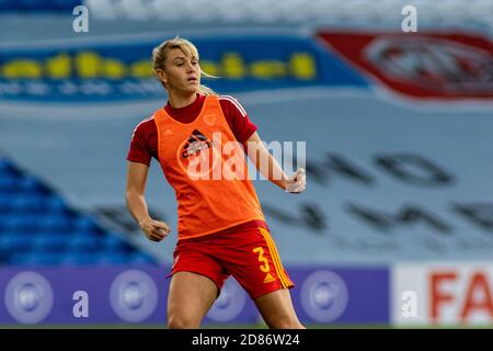 Cardiff, Großbritannien. Oktober 2020. Gemma Evans von Wales beim Aufwärmen. UEFA Women's Euro 2022 Qualifying match, Gruppe c, Wales Women gegen Norwegen im Cardiff City Stadium in Cardiff, South Wales am Dienstag, den 27. Oktober 2020. PIC von Lewis Mitchell/Andrew Orchard Sports Photography/Alamy Live News Credit: Andrew Orchard Sports Photography/Alamy Live News Stockfoto