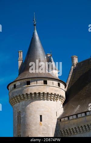 Frankreich, Loiret (45), Sully-sur-Loire, Schloss, einer der 4 Türme des Donjon Stockfoto