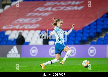 Cardiff, Wales, Großbritannien. Oktober 2020. Caroline Graham Hansen während des UEFA Women's Euro 2022 Qualifikationsspiel zwischen Wales und Norwegen im Cardiff City Stadium. Kredit: Mark Hawkins/Alamy Live Nachrichten Stockfoto