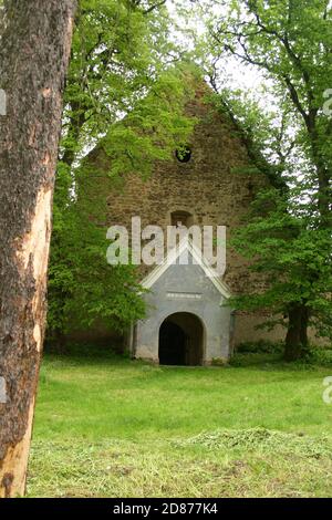 Rosia, Sibiu County, Rumänien. Die befestigte evangelische Kirche aus dem 13. Jahrhundert, historisches Denkmal. Stockfoto