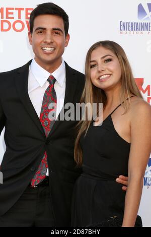 LOS ANGELES - JUN 12: Santiago Segura, Gast bei der 47 Meter Down Premiere im Village Theatre am 12. Juni 2017 in Westwood, CA Stockfoto