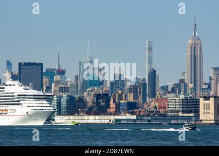 Blick auf New York über den Hudson Stockfoto