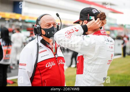 Startaufstellung, Grille de DEPART, VASSEUR Frederic (Fra), Teamchef von Alfa Romeo Racing ORLEN, GIOVINAZZI Antonio (ita), Alfa Romeo Racing ORLE C Stockfoto