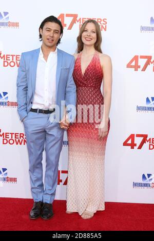 LOS ANGELES - JUN 12: Yani Gellman, Gast bei der 47 Meter Down Premiere im Village Theatre am 12. Juni 2017 in Westwood, CA Stockfoto