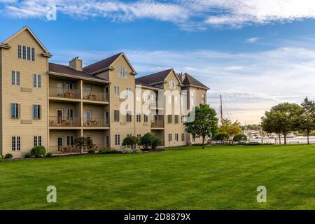 Wohngebäude in Sturgeon Bay, Wisconsin. Stockfoto