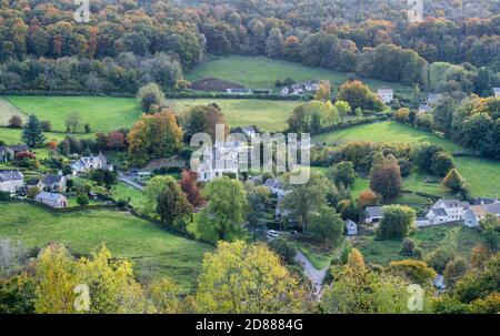 Sheepscombe Dorf am späten Nachmittag Herbstlicht. Sheepscombe, Cotswolds, Gloucestershire, England Stockfoto