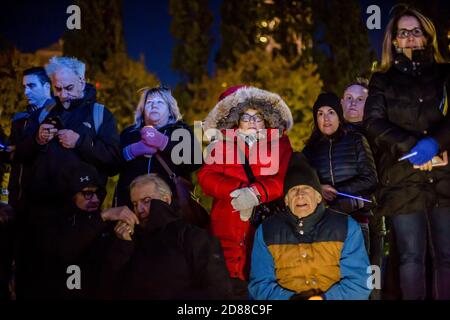 Toronto, Ontario, Kanada. Okt. 2018. Toronto Jüdische Gemeinde hält Mahnwachen für die Opfer des Pittsburgh Synagoge Massaker am Mel Lastman Square, Toronto. Quelle: Shawn Goldberg/SOPA Images/ZUMA Wire/Alamy Live News Stockfoto