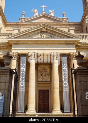 Die neoklassische Fassade der St. Mary Cathedral - Pamplona, Navarra, Spanien Stockfoto