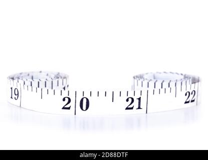 Zentimeter Lineal 2021 Zahl Neujahr Konzept weiß Hintergrund Stockfoto