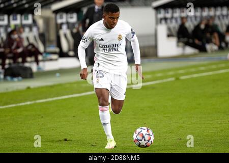 Mönchengladbach, Deutschland. Oktober 2020. Rodrygo von Real Madrid während des UEFA Champions League Spiels zwischen Borussia Monchengladbach und Real Madrid im Borussia-Park am 27. Oktober 2020 in Monchengladbach, Spanien. Bild: Dax Images/Alamy Live News Stockfoto