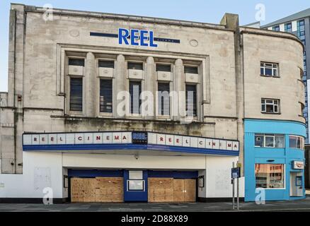 Plymouth ehemalige Reel Cinema könnte zum Leben zurückkehren, wenn die Die Idee des Royal Cinema Trust von einem Gemeinschaftskino mit Live Eintrittskarten für Musikveranstaltungen und Restaurants Stockfoto