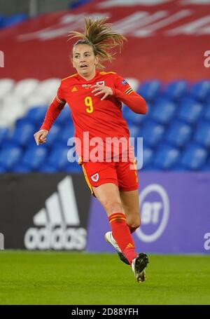 Cardiff, Großbritannien. Oktober 2020. Kayleigh Green aus Wales in Aktion gesehen während der Wales gegen Norwegen UEFA Women's EURO 2022 Qualifying Round in Cardiff Stadium.( Endstand; Norwegen 1:0 Wales ) Kredit: SOPA Images Limited/Alamy Live News Stockfoto