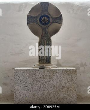 Das keltische Kreuz in der Kirche von gefunden werden Die Stürme Stockfoto