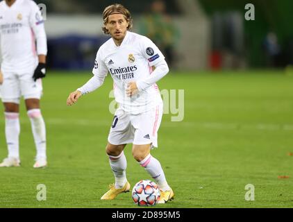 firo: 27.10.2020 Fuvuball: Fußball: UEFA Champions League Saison 2020/21 VfL Borussia MV? Nchengladbach, Gladbach, Borussia Monchengladbach - Real Madrid. 2: 2 Single Action, Luka Modric - weltweite Nutzung Stockfoto