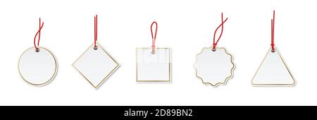 Modelsatz für Preis- oder Etiketten-Tags. Leere Karten mit roten Schnüren für Geschenke oder Verkäufe mit verschiedenen Formen: Rund, Rechteck, Quadrat. Leer Stock Vektor