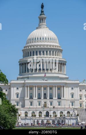 Thomas U. Walters prächtige gusseisernen Kuppel des US-Kapitols ragt 288' über dem Kapitol in Washington DC auf Stockfoto