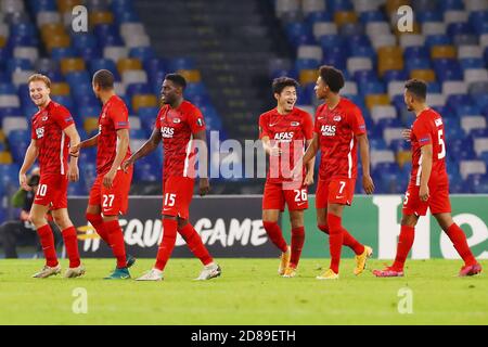 AZ-Spieler feiern den Sieg am Ende der UEFA Europa League, Gruppenphase, Gruppe F Fußballspiel zwischen SSC Napoli und AZ Alkmaar auf Octo C Stockfoto