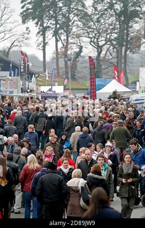 Menschenmassen, am ersten Tag der Wintermesse 2014. ©PRWPhotography Stockfoto