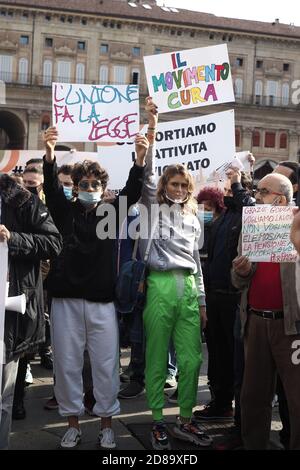 Bologna, Italien. Oktober 2020. BOLOGNA - Progesta maniitazione gestori locali bar ristoranti contro nuovo DPCM che obbliga alla chiusura alle ore 18 in piazza Maggiore - foto Michele Nucci /LM Credit: Independent Photo Agency/Alamy Live News Stockfoto