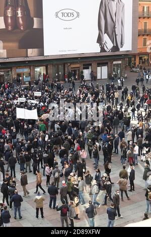 Bologna, Italien. Oktober 2020. BOLOGNA - Progesta maniitazione gestori locali bar ristoranti contro nuovo DPCM che obbliga alla chiusura alle ore 18 in piazza Maggiore - foto Michele Nucci /LM Credit: Independent Photo Agency/Alamy Live News Stockfoto