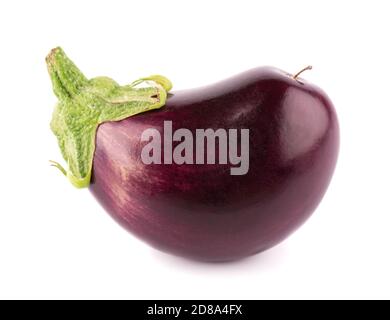 Aubergine isoliert auf weißem Hintergrund. Frische Auberginen oder Auberginen. Stockfoto
