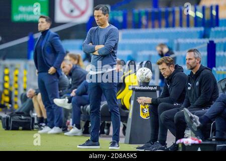 Roger Schmidt Trainer des PSV während der niederländischen Meisterschaft Eredivisie Fußballspiel zwischen Vitesse und PSV am 25. Oktober 2020 in Gelredome St C Stockfoto