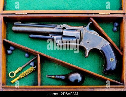 Original Smith und Wesson 1 1/2 .32 5 Schuss Revolver Bei gegossenen Bleikugeln Stockfoto