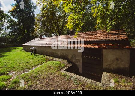 Berlin, Deutschland - Pferdestall - Pfaueninsel im Wannsee. Ein nahe gelegenes Erholungsgebiet von Berlin Stockfoto