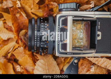 Die schöne Vintage Mittelformat-Filmkamera Hasselblad 5003CW Stockfoto