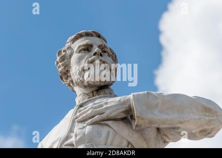 Julio Grave de Peralta, Marmorskulptur Statue, Holguin, Kuba Stockfoto