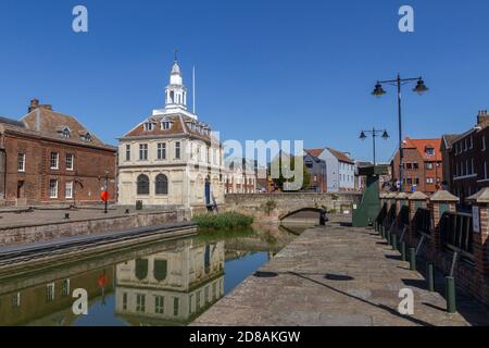 Purfleet Quay einschließlich Custom House, King's Lynn, Norfolk, England. Stockfoto