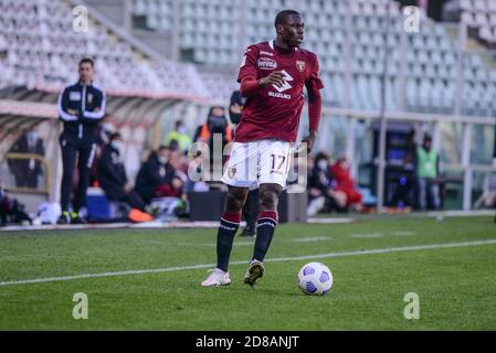 Wilfried Singo vom FC Turin beim Fußballspiel Coppa Italia zwischen dem FC Turin und US Lecce im Olympiastadion Grande Torino am 18. Oktober 2020 Stockfoto