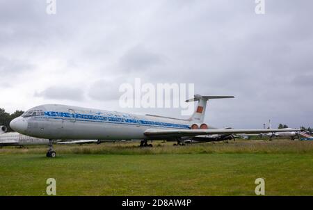 18. Juli 2018, Region Moskau, Russland. Sowjetisches Langstreckenpassagierflugzeug Iljuschin Il-62 im Zentralmuseum der russischen Luftwaffe in Monino. Stockfoto