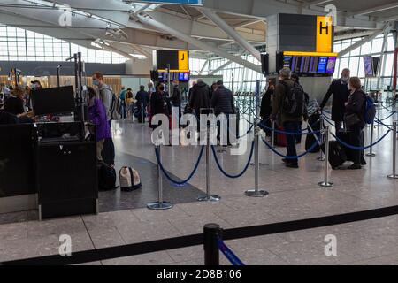 British Airways Check-in am Flughafen London Heathrow Stockfoto