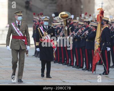 El Escorial, Spanien. 27. Oktober 2020: König Felipe VI. Nimmt an der Feier des Kapitels des Königlichen und Militärordens von San Hermenegildo Teil Stockfoto