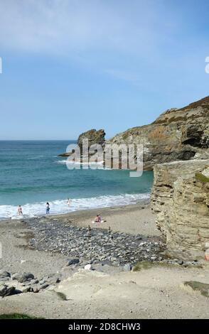 Trevellas Porth Beach, North Cornwall, England, Großbritannien im September Stockfoto
