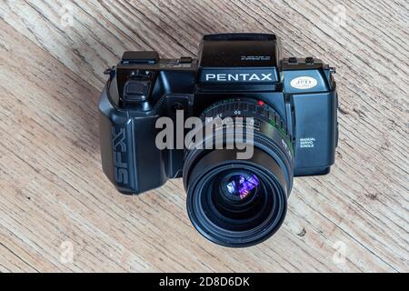 Klassische Pentax SFX Autofokus-Spiegelreflexkamera Stockfoto