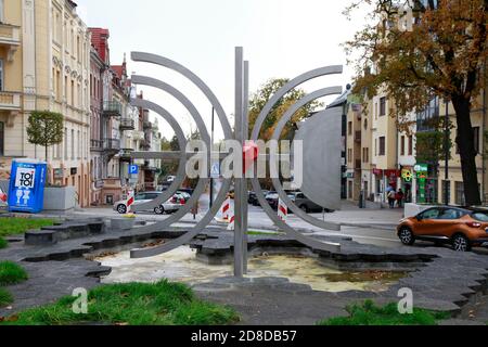 Die neue Jakob-Böhme-Skulptur im Zentrum von Zgorzelec Stockfoto