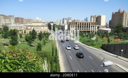 Baku, Aserbaidschan, 5. Juli 2020 : Center Road Park in Baku, Aserbaidschan Stockfoto