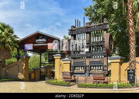 Gold Reef City Main Gate, Johannesburg, Südafrika Stockfoto