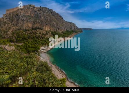 Nafplio eine hübsche Hafenstadt auf dem Peloponnes, Griechenland Es war die Hauptstadt der ersten hellenischen Republik und des Königreichs Griechenland Stockfoto